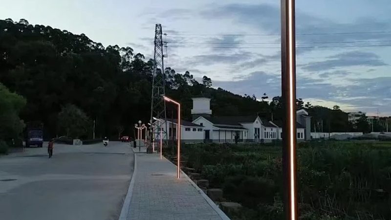 应急灯价格迷雾：深圳市场到底在卖什么